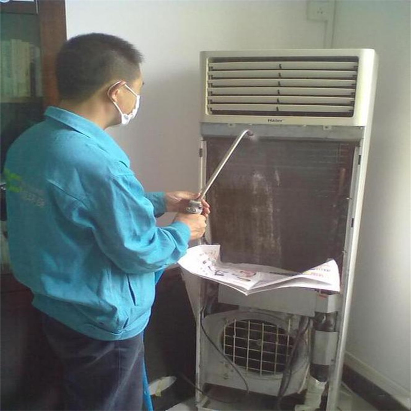 深圳罗湖草埔空调维修清洗-空调上门检修，专业空调维修师傅，快速上门